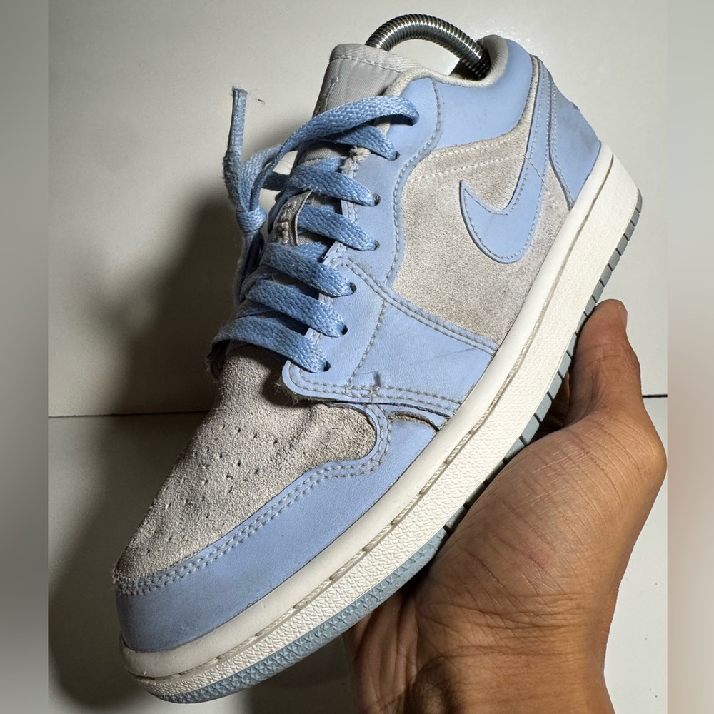 Air Jordan 1 Low “Football Grey Aluminum” WMNS Size 8